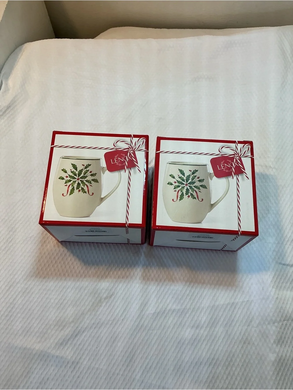 Lenox Holiday Poinsettia Ivory and Green Mugs - Set of 2